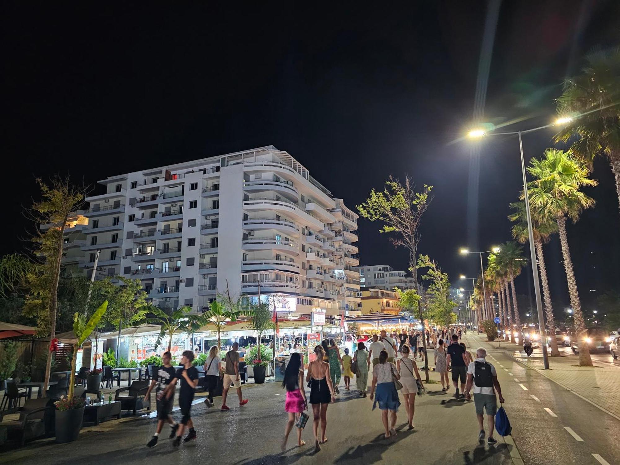 Seascape Apartments Vlore Exterior photo