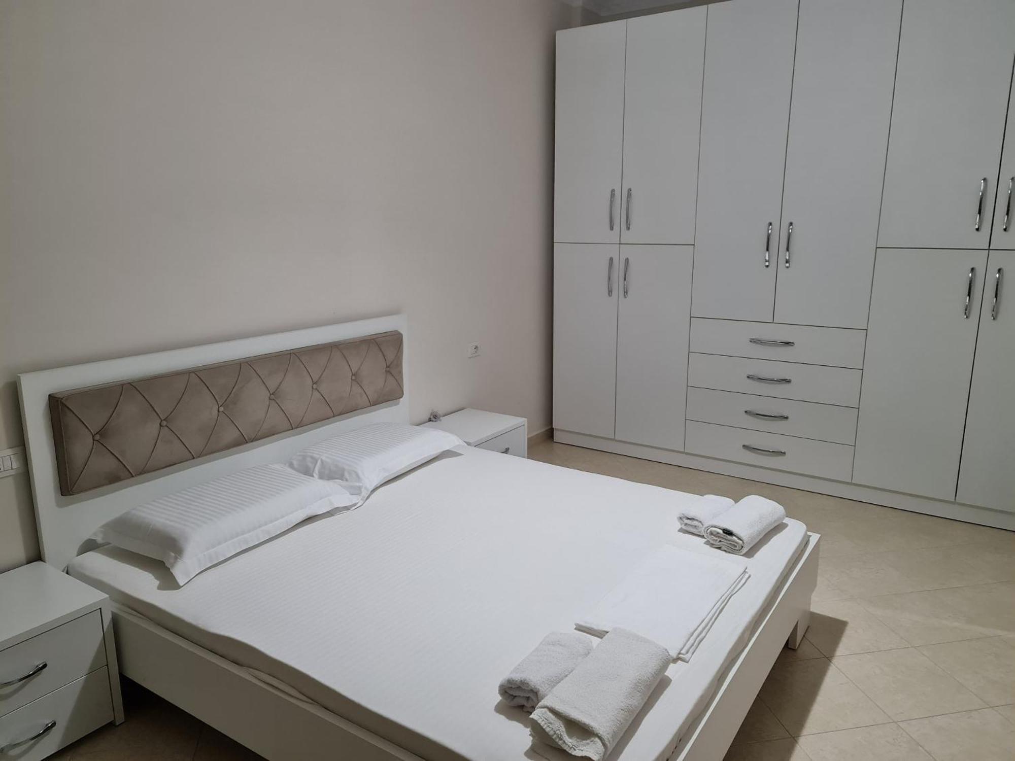 Seascape Apartments Vlore Exterior photo