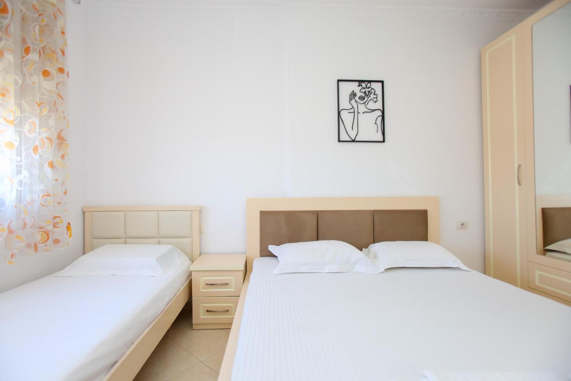 Seascape Apartments Vlore Exterior photo