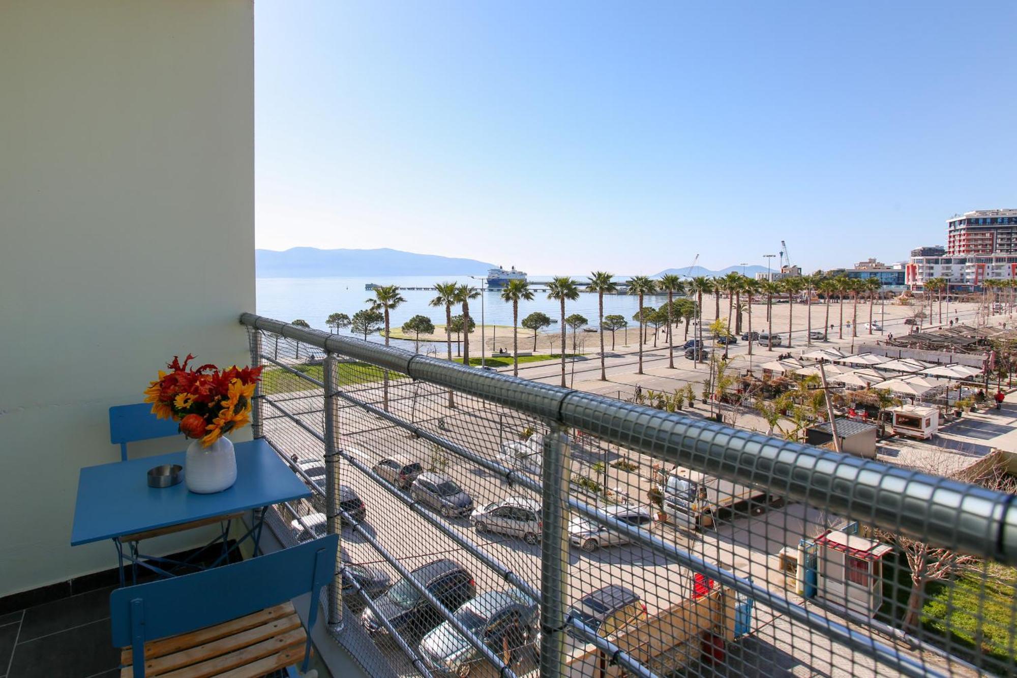 Seascape Apartments Vlore Exterior photo